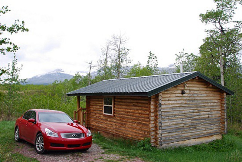 Trailhead cabin