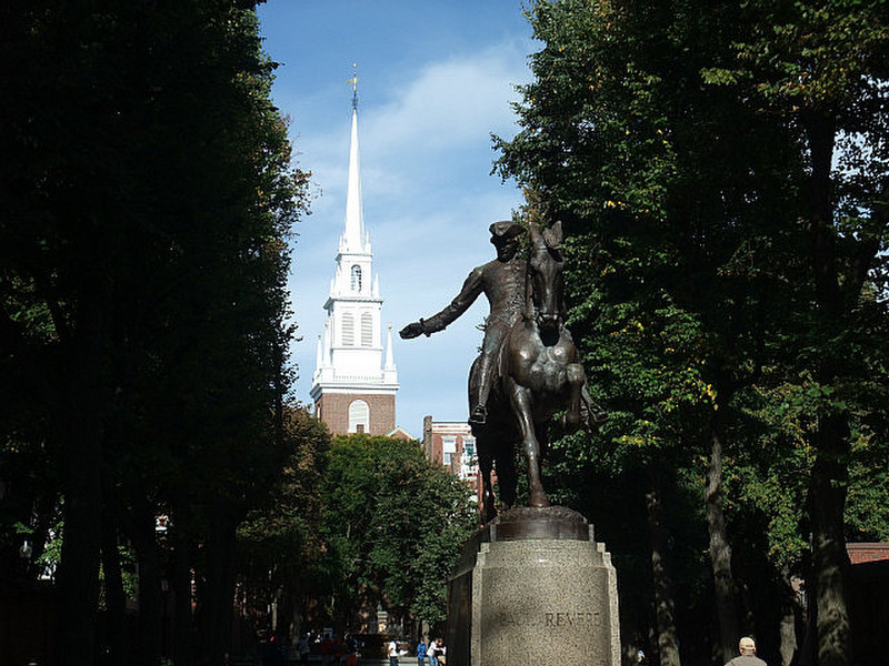 Paul Revere statue with the Old North Church 