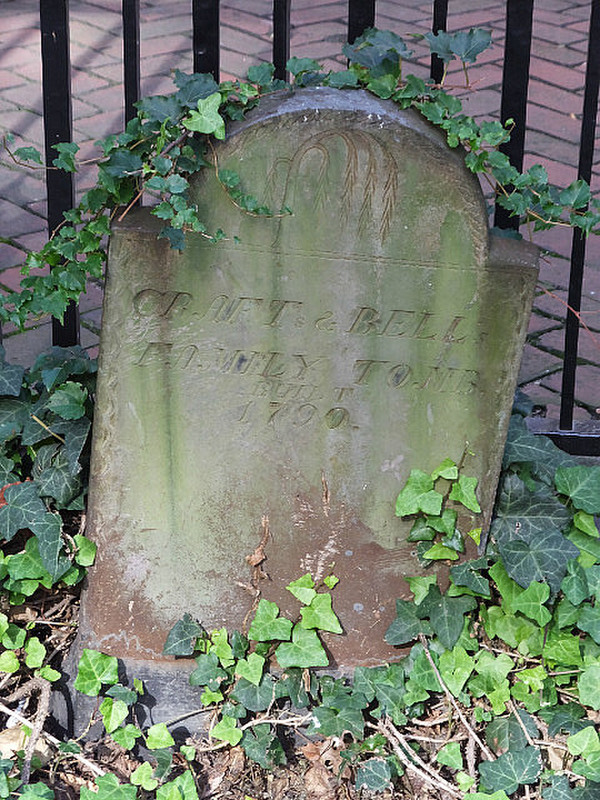 Old grave from 1699