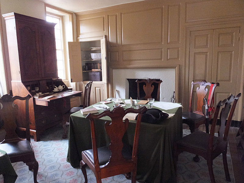 Inside Washington&#39;s house, Valley Forge