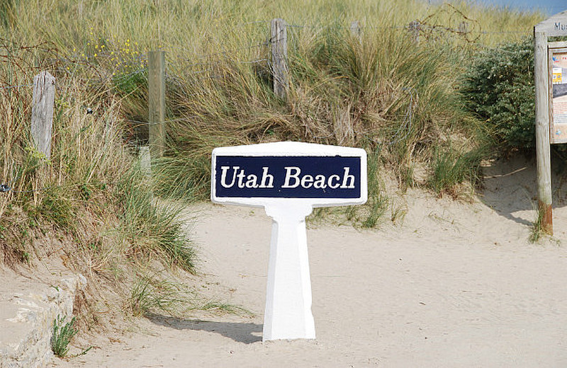 sign at the beach