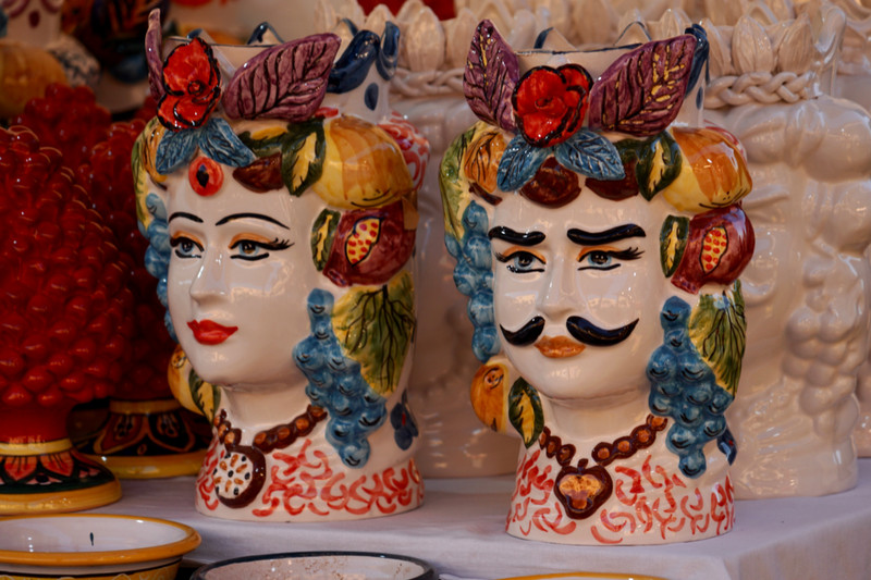 Traditional Sicilian pottery, Cefalu
