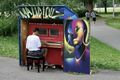Public piano, Jeanne-Mance Park