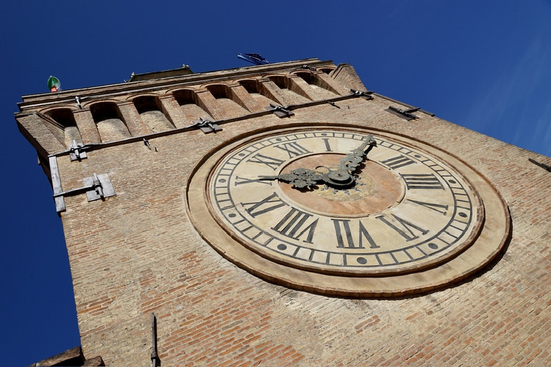 Pallazo d’Accursio clock tower