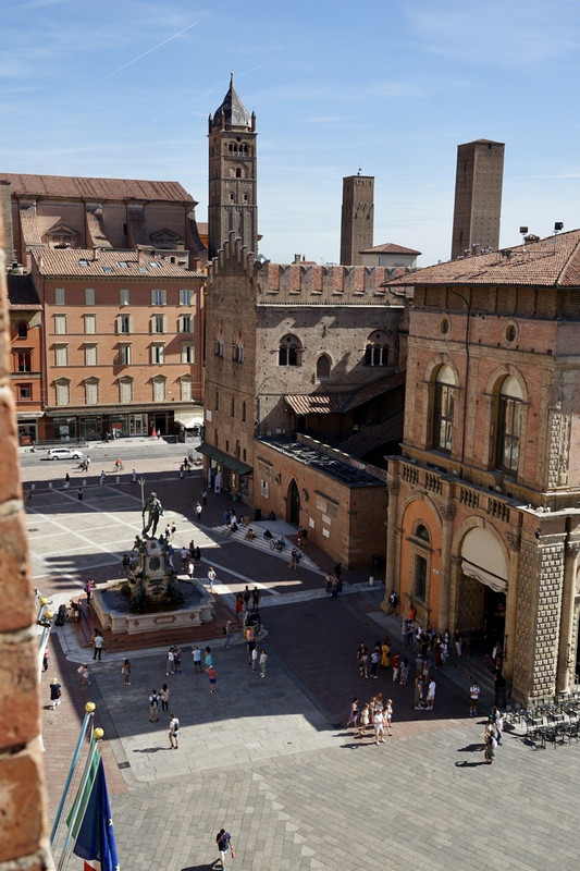 Piazza Maggiore from the Pallazo d ‘Accursio clock tower
