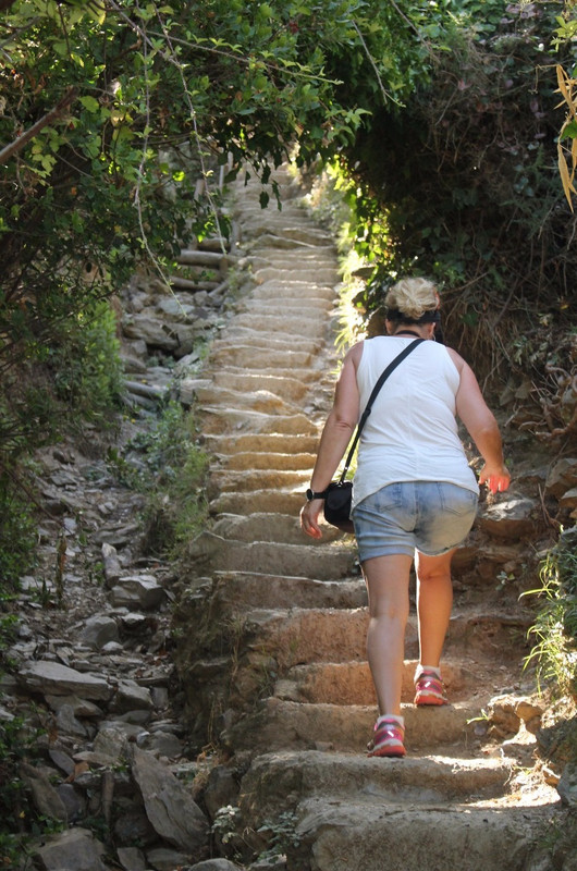 Climbing on the Trail, Monterosso to Vernazza