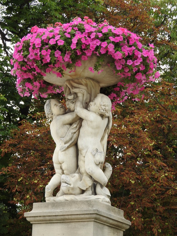 Flower pot, Luxembourg Gardens