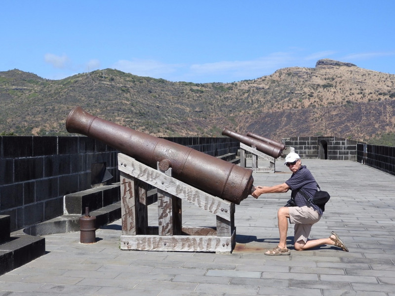 Firing the cannon, Fort Adelaide