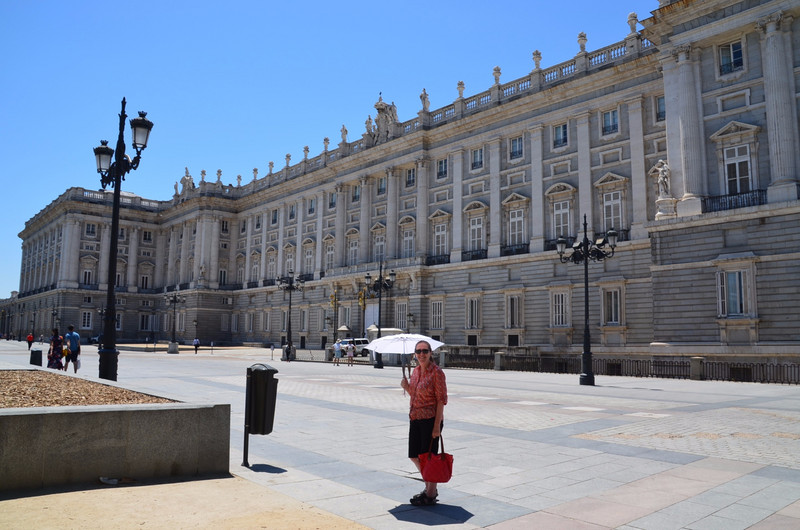Palacio Real from the Calle Bailen