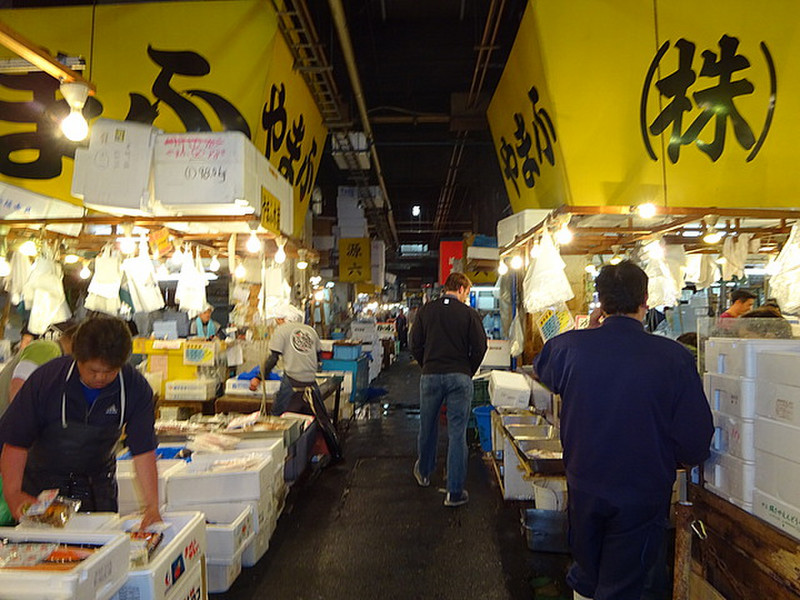 2.1431107490.tsukiji-fish-market