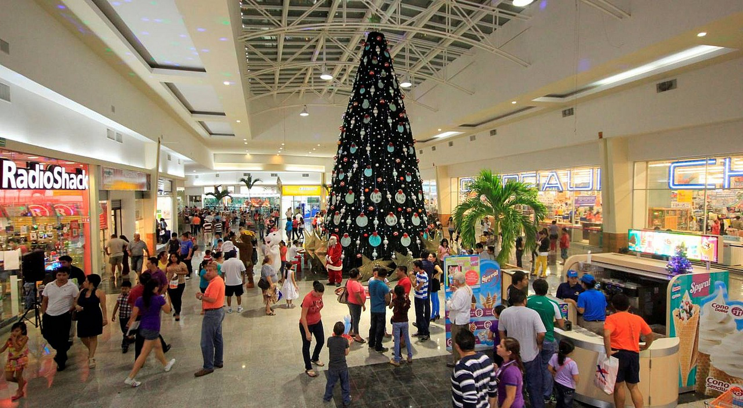 toys plaza las americas