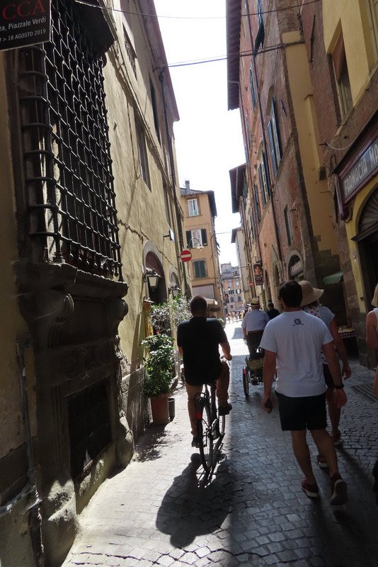 Lucca - City Streets