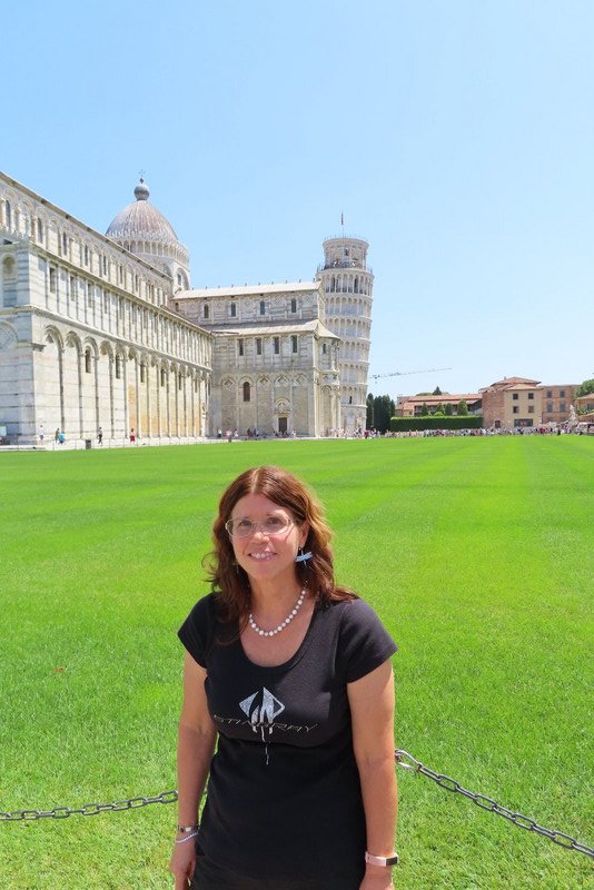 Pisa - Jody at Leaning Tower