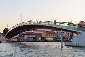 Grand Canal - Modern Bridge