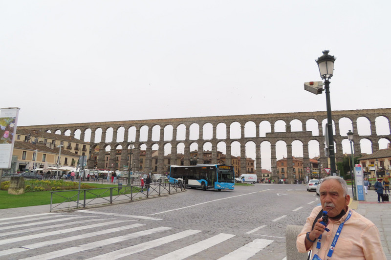 Rufo at the Segovia Aqueduct