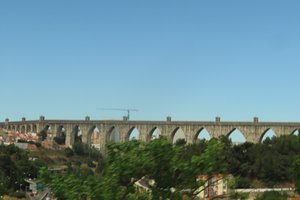 Portuguese Riviera - Aqueduct