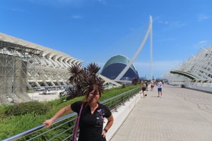 Valencia - Jody at City of Arts and Science - oops!