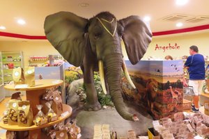 Seidl Confiserie Animated Elephant