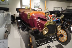 Vintage Car - 1916 Model T