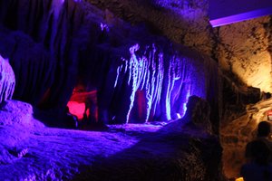 Ruby Falls - Cave Formations