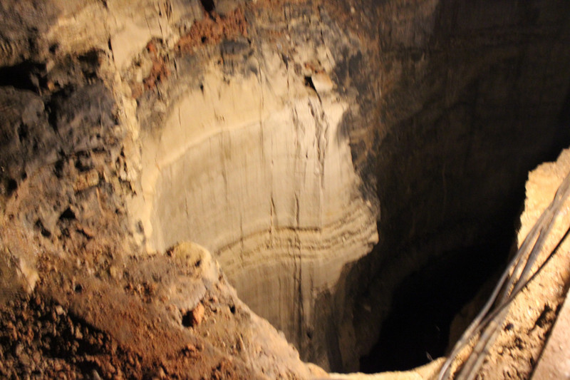 Mammoth Cave Historical - Bottomless Pit