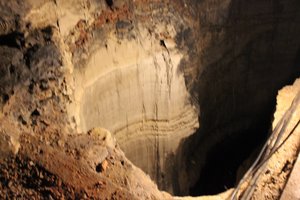 Mammoth Cave Historical - Bottomless Pit