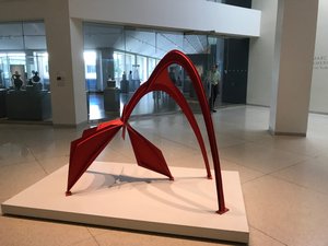 Art Institute of Chicago - Caulder Sculpture