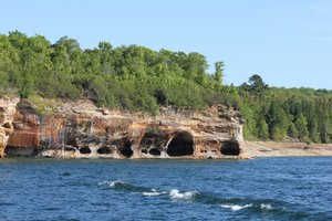 Pictured Rocks Cruise - Cave Formations