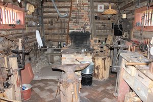 Luray Caverns - Inside The Blacksmith Shop