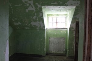 Lunatic Asylum - 4th Floor Room