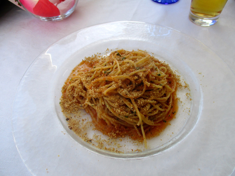 Spaghetti with anchovies.