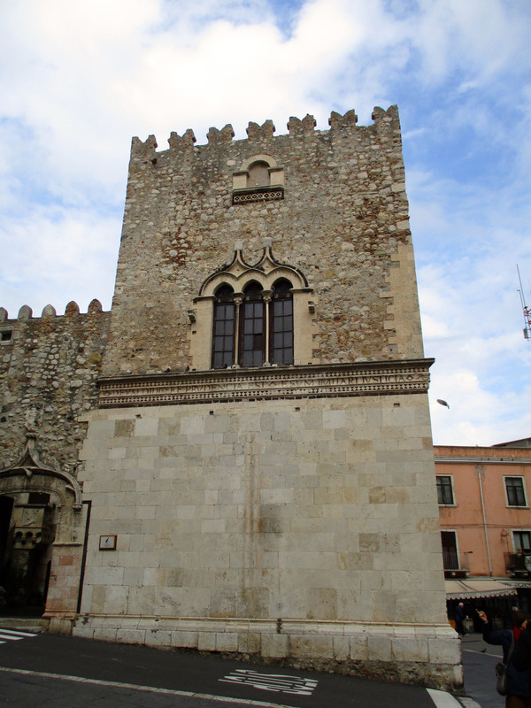 Tower, Palazzo Corvaja