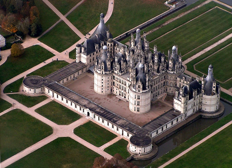 Château de Chambord (aerial view)