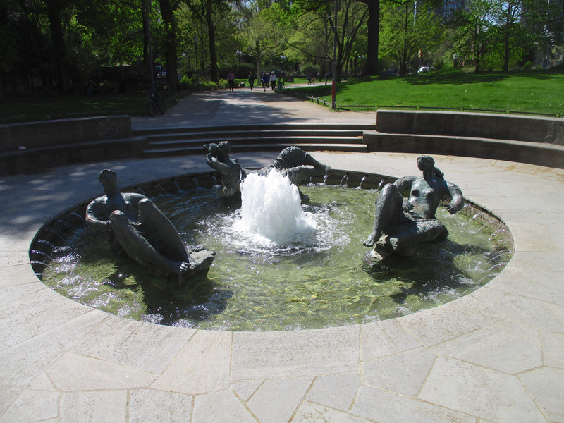Fountain near Opera House