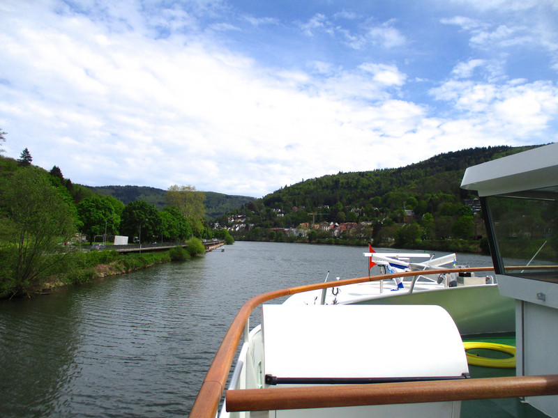 Cruising the Neckar