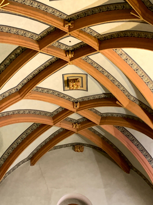 Ceiling vaulting