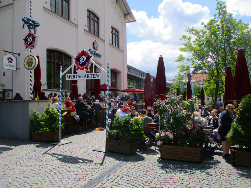 Beer garden near Viktualienmarkt