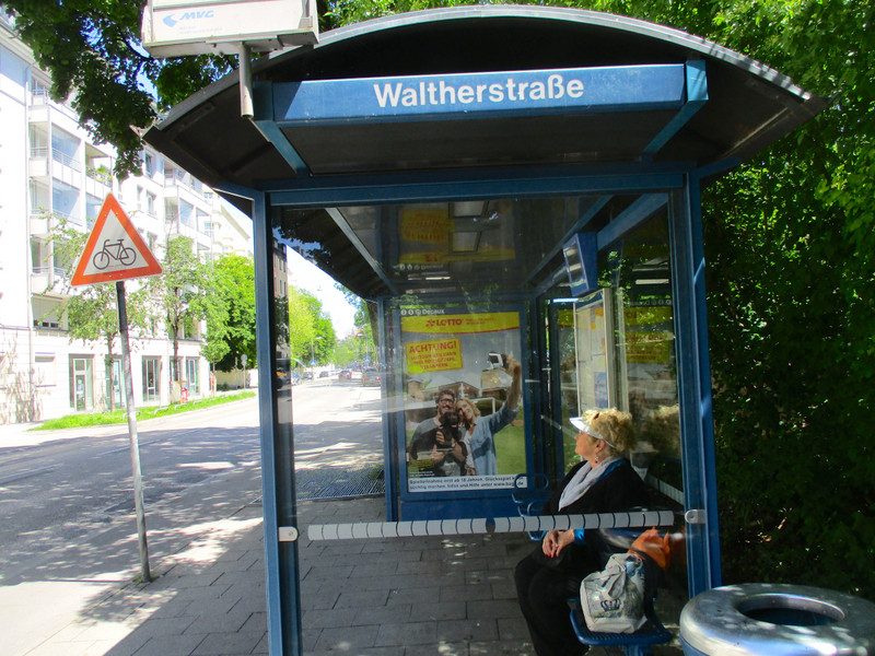Local waiting for bus
