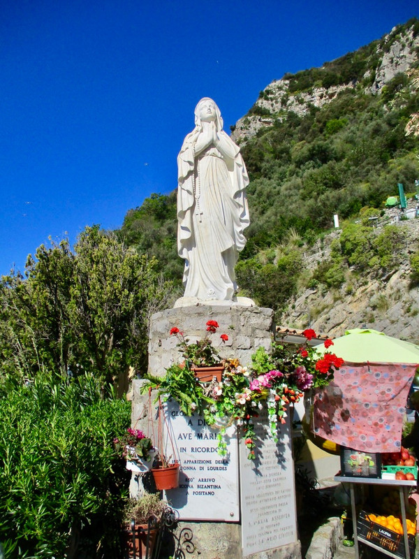 Statue of the Virgin