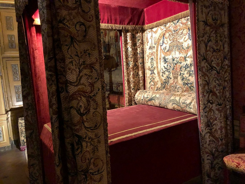Bed chamber in the château