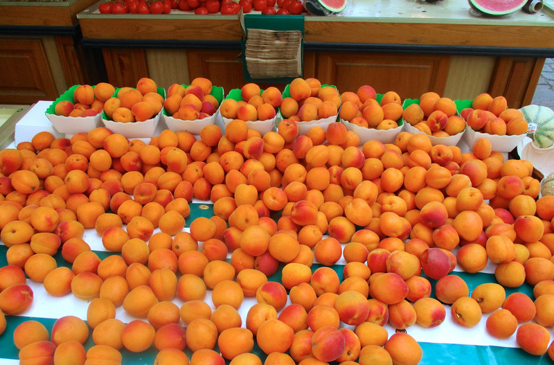 Apricots on display