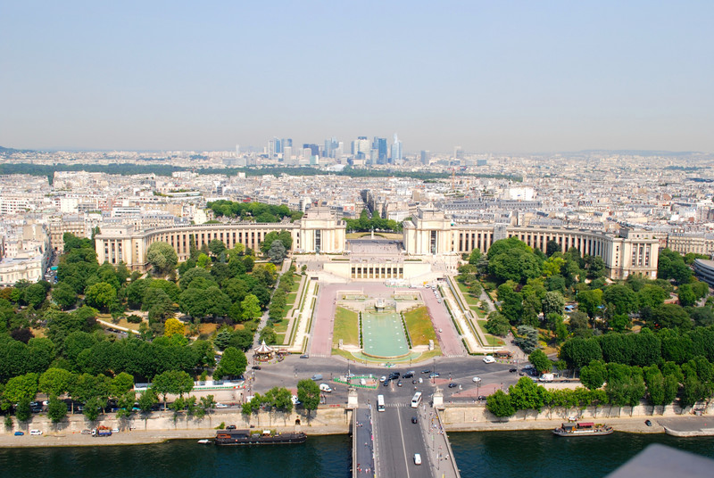 Palais de Chaillot and Trocadero gardens