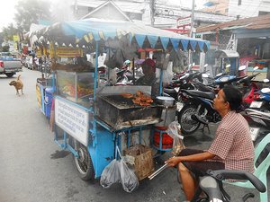 Mobile food stalls