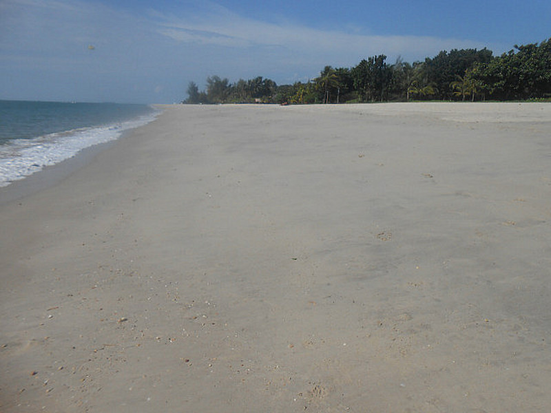 Tanglung Rhu Beach