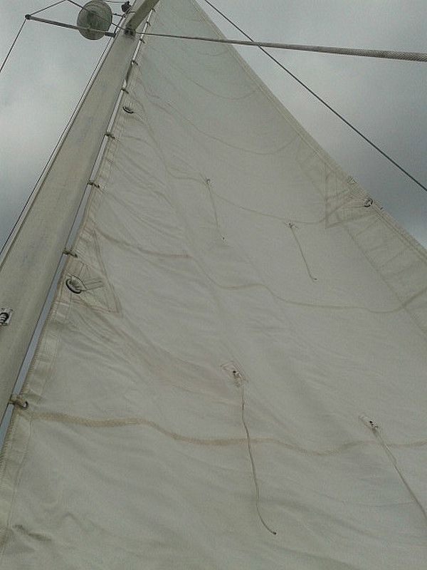 Drying the sails out