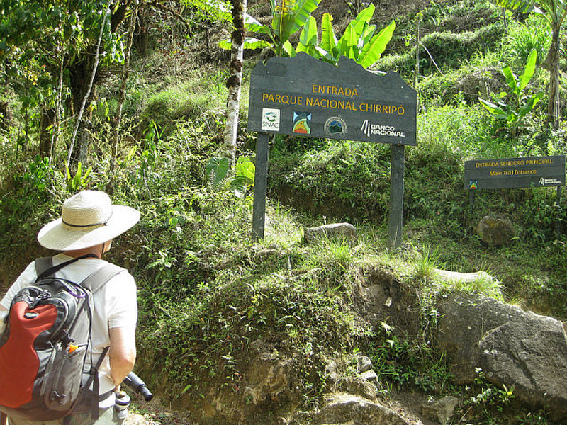 entrance to the Chirripo path