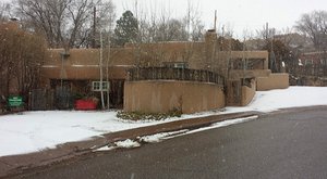 Snow comes to Santa Fe