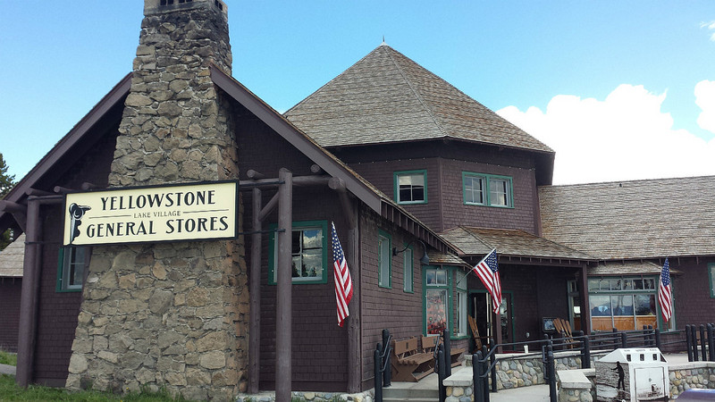 Yellowstone Lake Park Store
