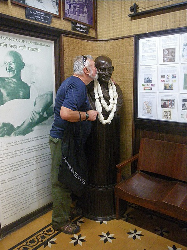 Stan Kissing Ghandi