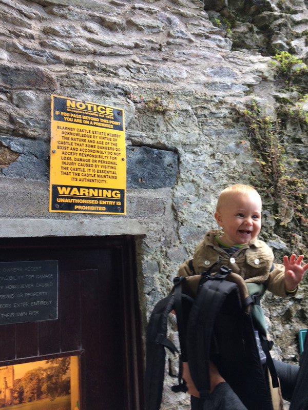 Blarney Castle - Fall warning